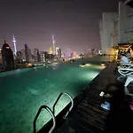 Regalia Serviced Suites Klcc Infinitypool